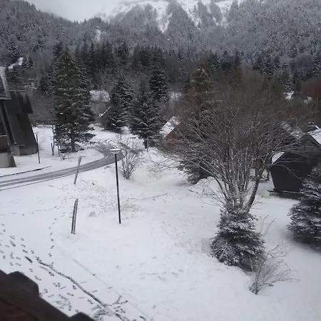 Apartment Avec Balcon Au Dore